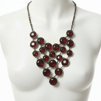 ❤️ Collar babero vintage de malla GV9 con cabujón de lucita roja brillante de 16”