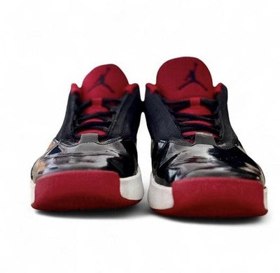 Zapatillas Jordan Max Aura 6 Bred negras y rojas para hombre, talla 8