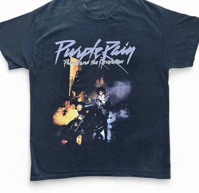 PURPLE RAIN: PRINCE & THE REVOLUTION Graphic T-SHIRT, Men’s Size LARGE