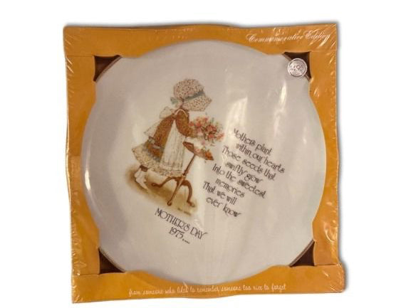 Holly Hobbie Collector Plate Set 1972 Christmas 1975 Mother's Day NEW IN BOX